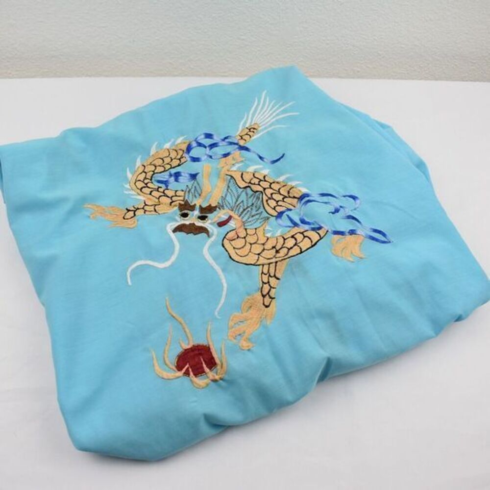 Plum Blossom Blue Dragon‎ Embroidered Robe Vintage Size Medium Gently Used